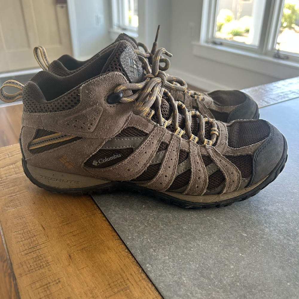 Columbia Brown Hiking Boots